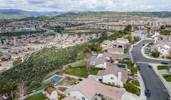 28111 Florence Ln, Canyon Country, CA 91351