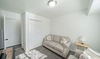 3070 Carolyn Ln, Ammon, ID 83406