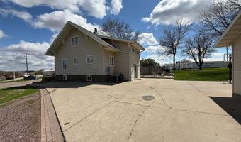 508 3rd Ave, Alton, IA 51003
