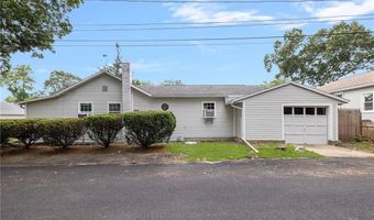 3 Sheffield St, Warwick, RI 02889