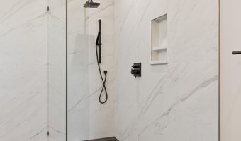 138 Clear Creek Dr, Ashland, OR 97520
