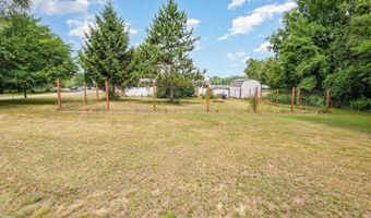 235 Riverside Dr, Alma, MI 48801
