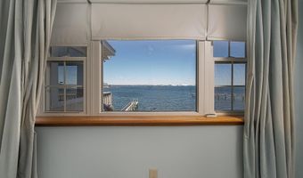 209 Buena Vista Dr, North Kingstown, RI 02852
