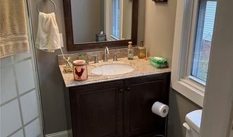 1638 Jersey St, Alton, IL 62002