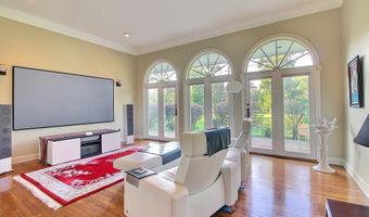 1342 Applewood Rd, Baton Rouge, LA 70808