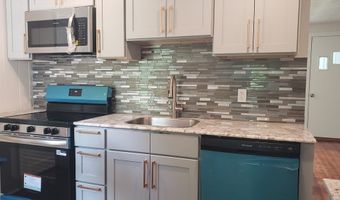 4 Russell Stage Rd, Blandford, MA 01008