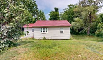 1776 Riverside Dr, Auburn, ME 04210