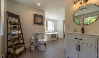 620 Poole Hill Rd, Bridgewater, NH 03222