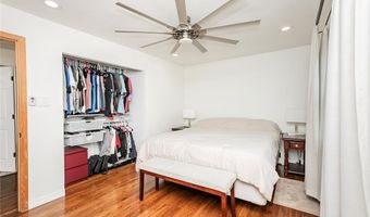 366 Sorrento Dr, Ballwin, MO 63021