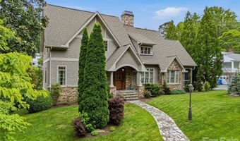 76 Edgelawn Rd, Asheville, NC 28804