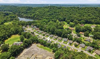 133 LAKE Ter, Alabaster, AL 35007