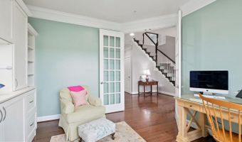 7 HEARTWOOD Ter, Rockville, MD 20855