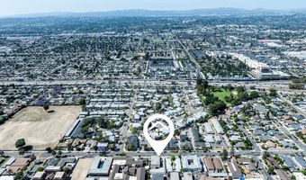 914 W Romneya Dr, Anaheim, CA 92801