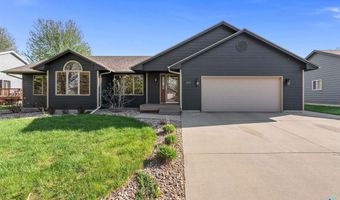 209 W Ironwood St, Brandon, SD 57005