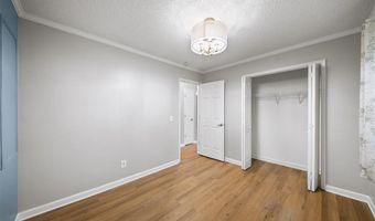 1528 Oakleaf Dr, Auburn, GA 30011