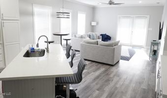 183 Mcdonnell Ave 305, Biloxi, MS 39531