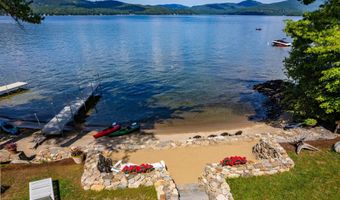 275 Shore Dr N, Bridgewater, NH 03222