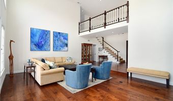 29302 Laro Dr, Agoura Hills, CA 91301
