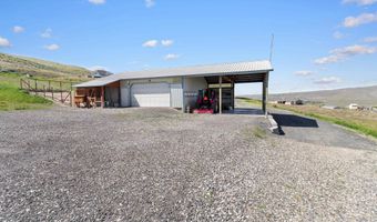 67425 N Lob Ln, Benton City, WA 99320