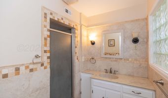 1221 S AUSTIN St, Amarillo, TX 79102