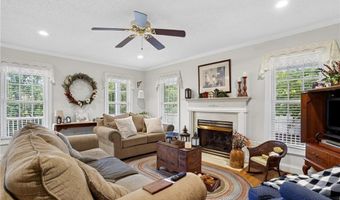 697 Graceland Dr, Asheboro, NC 27205