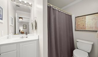 2210 Christian St #4, Baton Rouge, LA 70808