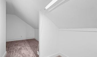 136 Juniper St, East Providence, RI 02914