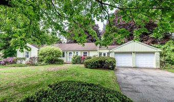 34 Valerie Ln, Danbury, CT 06811
