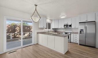 5352 Thomas Pl NE, Albuquerque, NM 87111