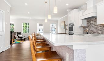 12452 SEA OAKS Ln 5, Berlin, MD 21811