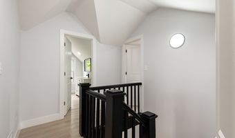 26415 W Beach St, Antioch, IL 60002