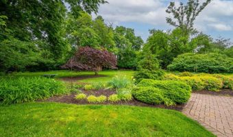3115 Longmeadow Ln, Amberley, OH 45236