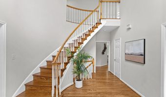43478 GOLDEN MEADOW Cir, Ashburn, VA 20147