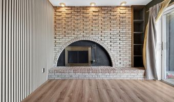 824 S Chillicothe Rd 11, Aurora, OH 44202