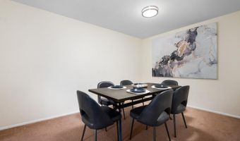 2407 S GOEBBERT Rd G202, Arlington Heights, IL 60005
