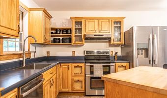 707 Alexander Dr, Aberdeen, NC 28315