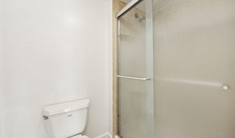 4500 S FOUR MILE RUN Dr 220, Arlington, VA 22204