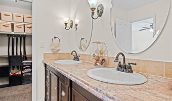 2520 Mountain Rd, Bartlesville, OK 74006