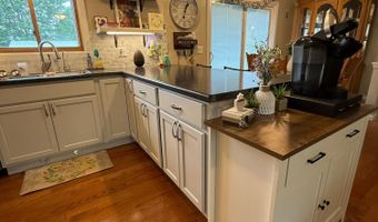 430 SUNSET Dr, Antigo, WI 54409