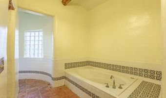 32 CIELO DORADO Dr, Anthony, NM 88021