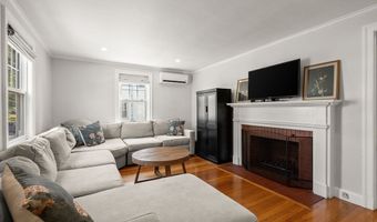 23 Eastwood Circuit, Boston, MA 02132