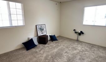 1087 Milligan Dr, Camarillo, CA 93010