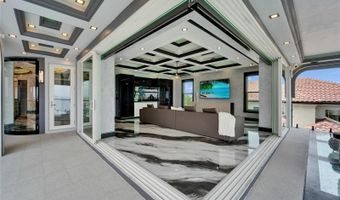 6526 SURFSIDE Blvd, Apollo Beach, FL 33572