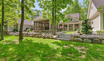3120 Windmill Dr, Adrian, MI 49221