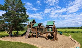 48190 265th St, Brandon, SD 57005