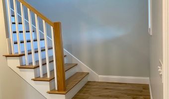 47 Woodbrey Ln, Standish, ME 04084
