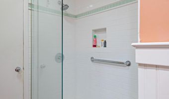 214 WARDOUR Dr, Annapolis, MD 21401