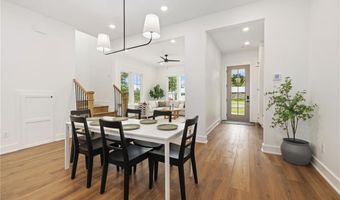 823 NW 14th St, Bentonville, AR 72712