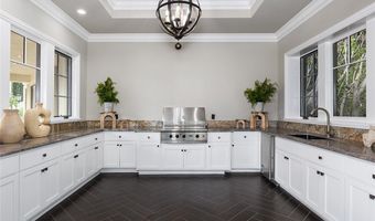 870 Fallen Leaf Rd, Arcadia, CA 91006