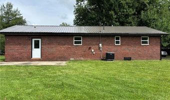2318 N Lakeview Dr, Austin, IN 47102